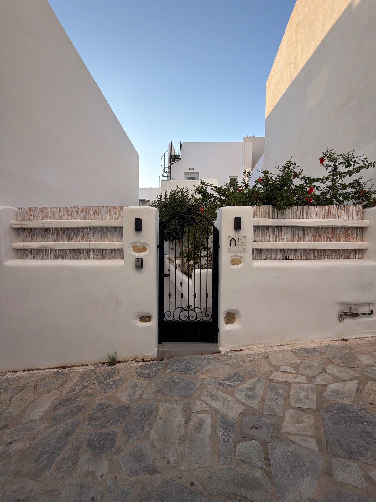 Arch Chora Home next to the Old Castle