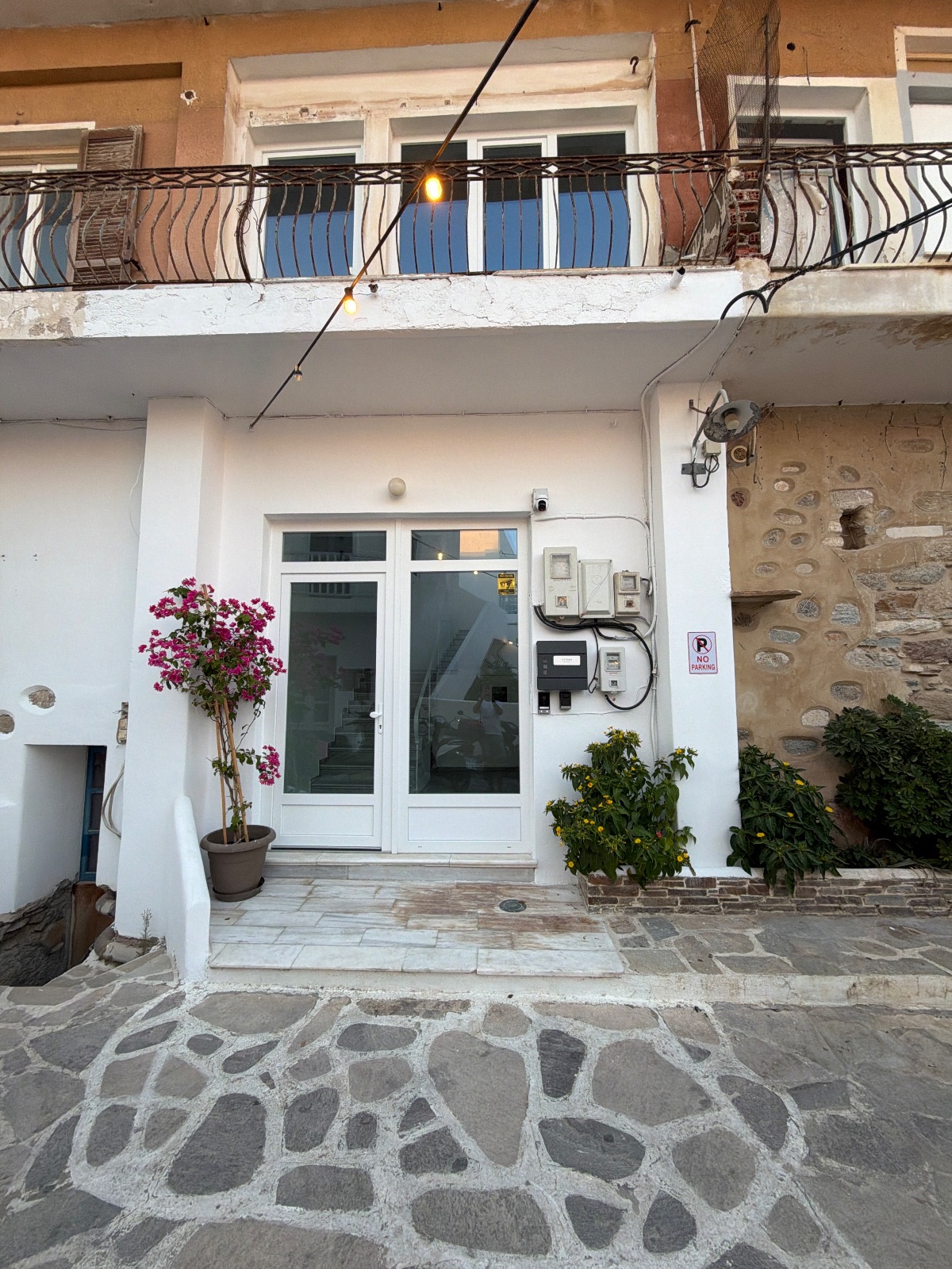 Atrium Suite - Naxos Town Center