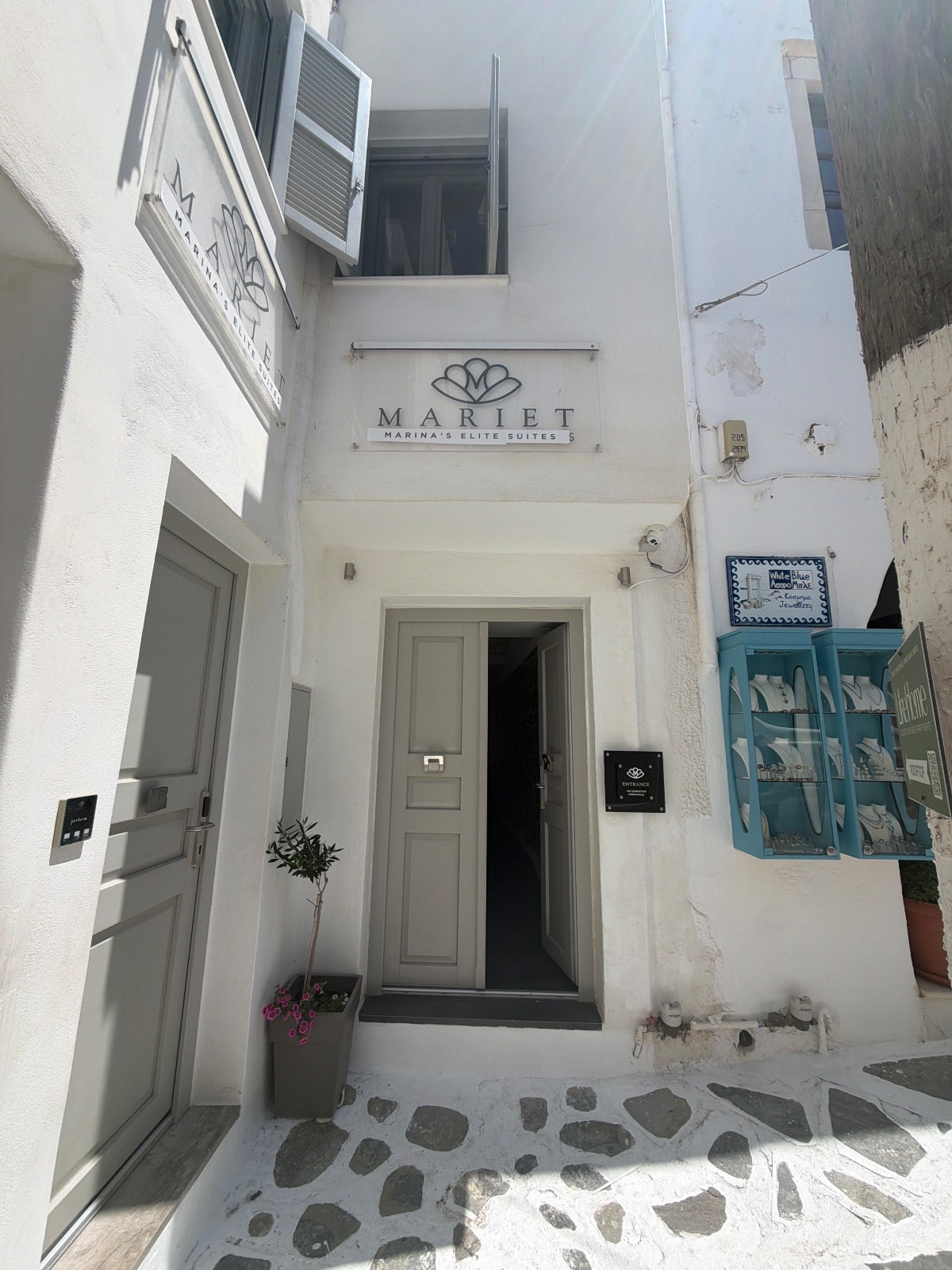 Mariet Marina’s Elite Suites