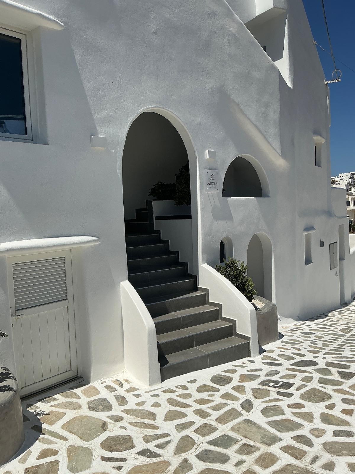 Anora Naxos Suites