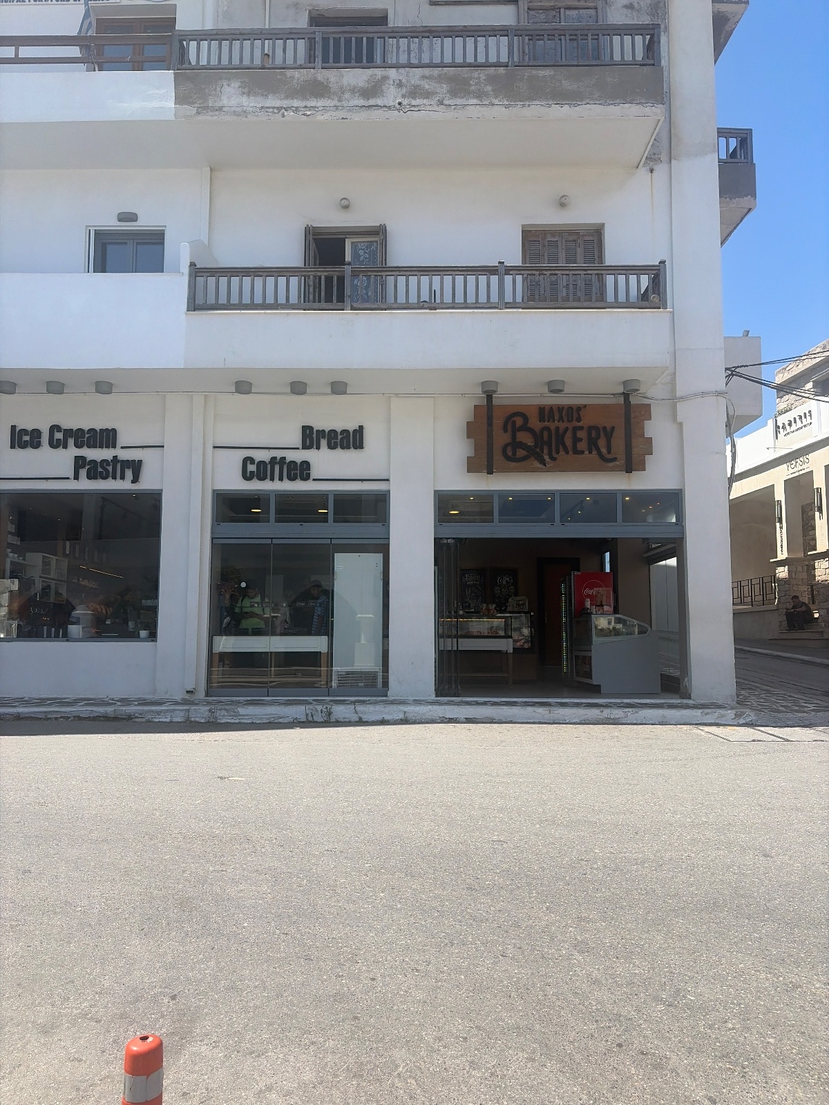 Naxos Bakery